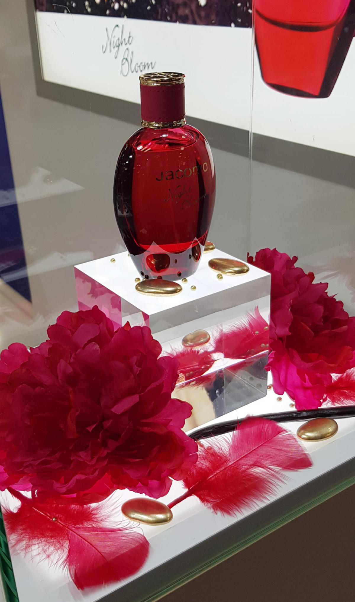 عطر ادکلن nait bloom ژاکومو - Night Bloom Jacomo - بررسی، قیمت و خرید