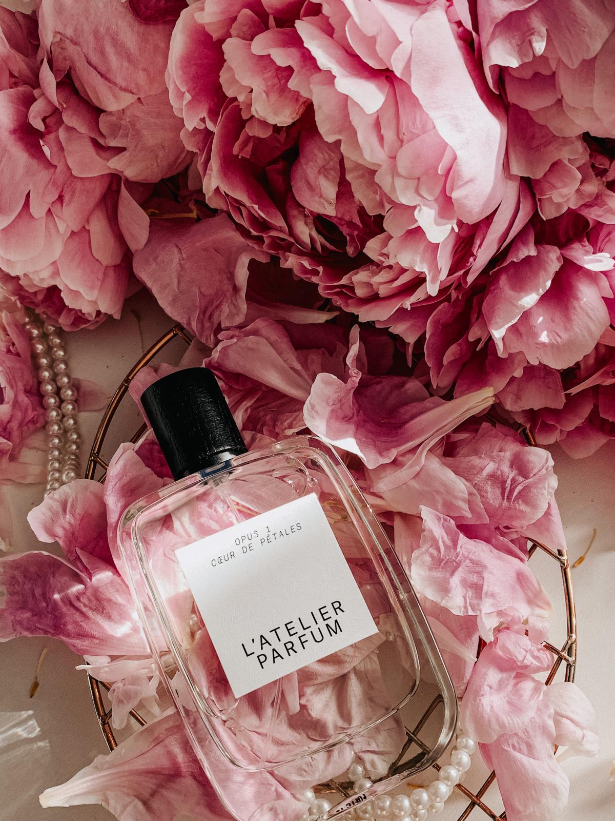 عطر ادکلن کوردوپتال لَتِلیه پَرفِم - Coeur de Petales L'Atelier Parfum - بررسی، قیمت و خرید