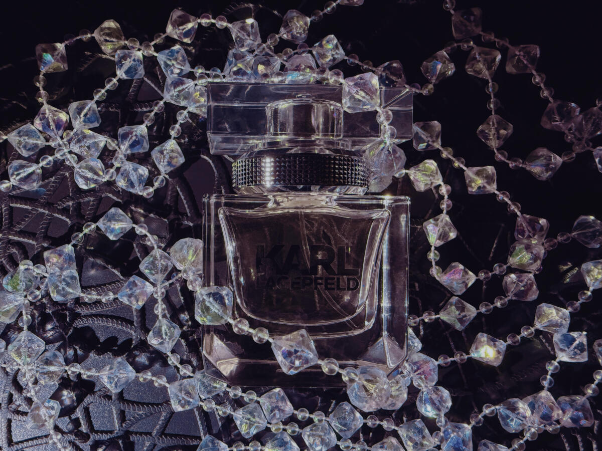 عطر ادکلن کارل لاگرفلد فور هر کارل لاگرفلد - Karl Lagerfeld for Her Karl Lagerfeld - بررسی، قیمت و خرید