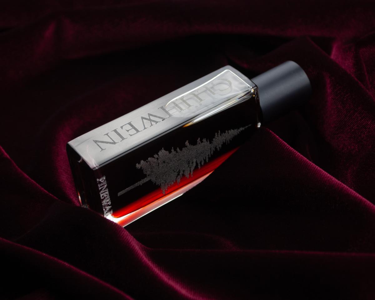 عطر ادکلن گلوواین پاین‌ورد پرفیومز - Glühwein Pineward Perfumes - بررسی، قیمت و خرید