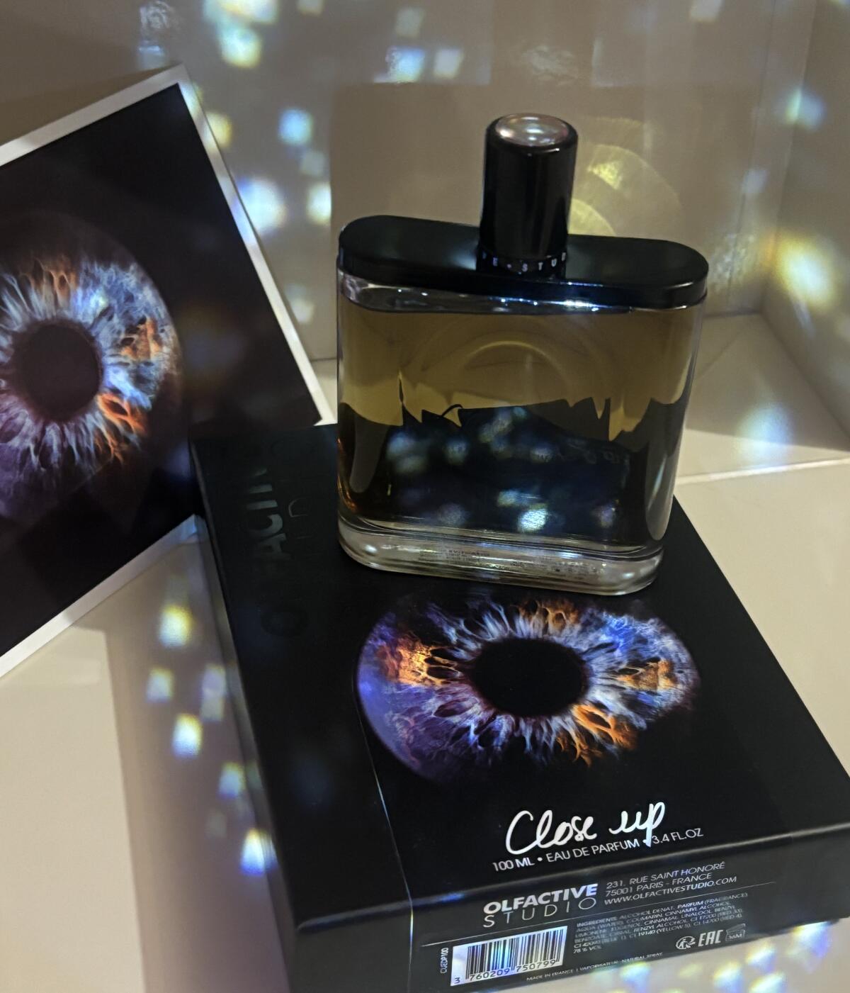 عطر ادکلن کِلوزآپ اُلفکتیو استودیو - Close Up Olfactive Studio - بررسی، قیمت و خرید