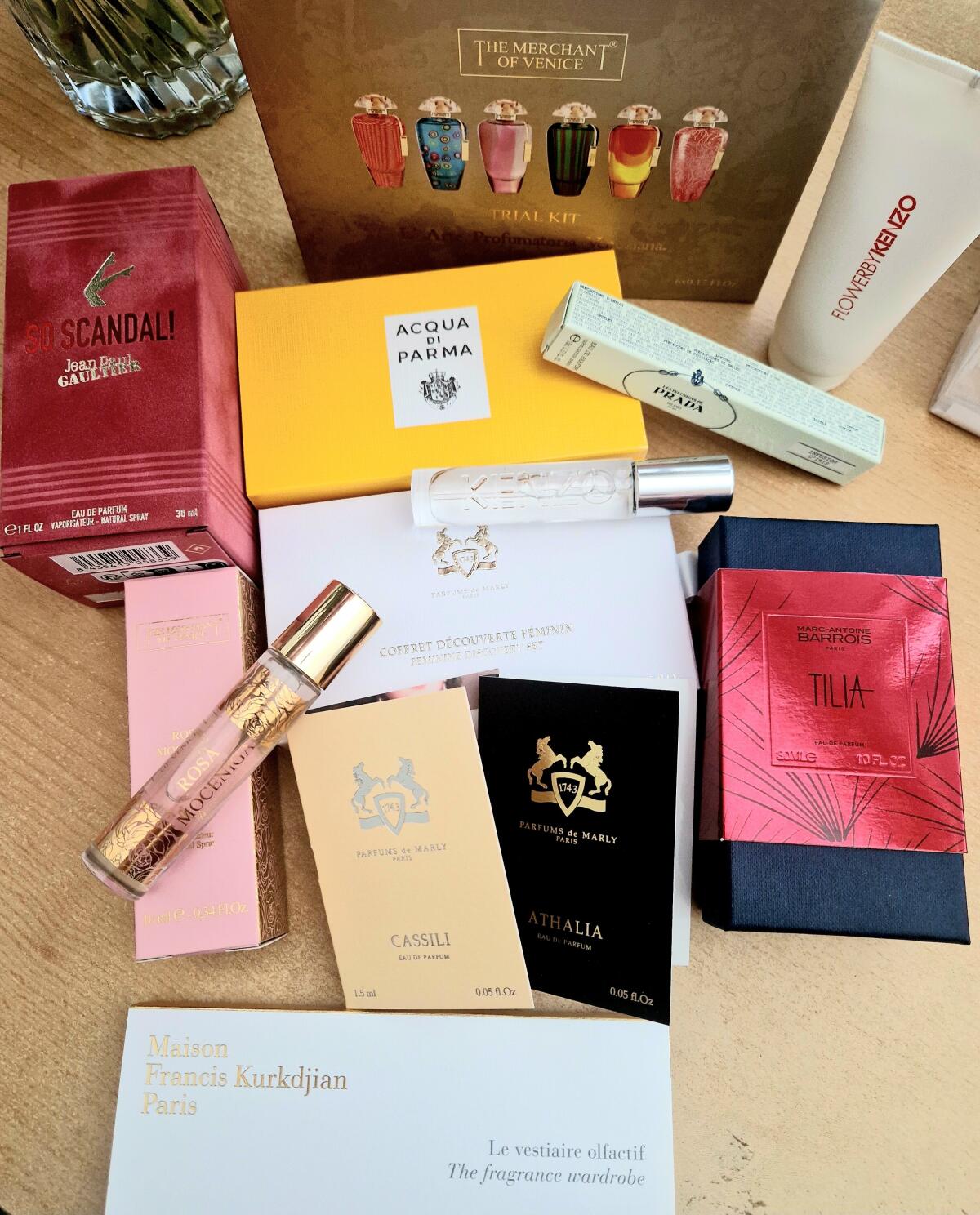 عطر ادکلن اینفیوژن دی آیریس پرادا - Infusion d'Iris Prada - بررسی، قیمت و خرید