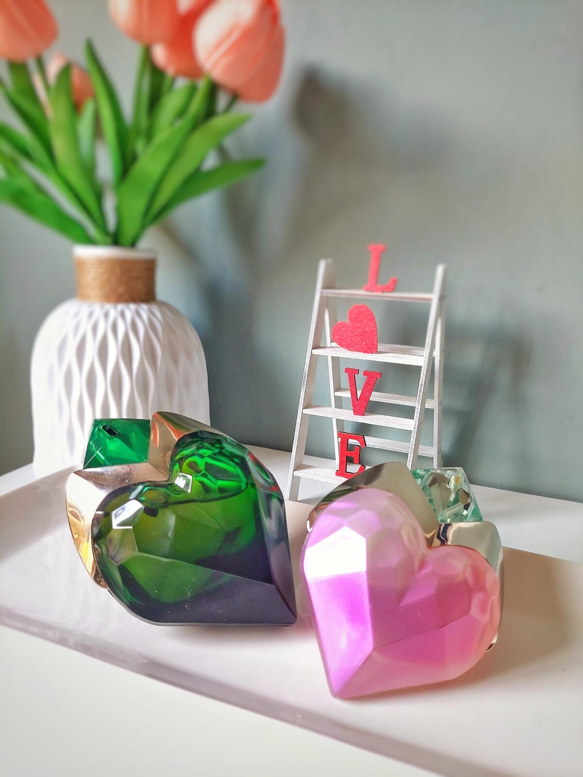 عطر ادکلن اُرا موگلر او د پرفیوم سنسوئل ماگلر - Aura Mugler Eau de Parfum Sensuelle Mugler - بررسی، قیمت و خرید