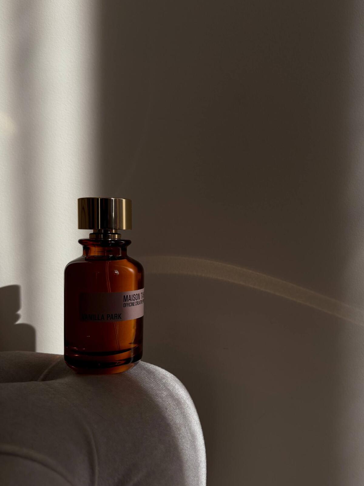 عطر ادکلن ونیللا پارک مزون تهیته – اوفیسین کریتیو پرفیوم - Vanilla Park Maison Tahité – Officine Creative Profumi - بررسی، قیمت و خرید