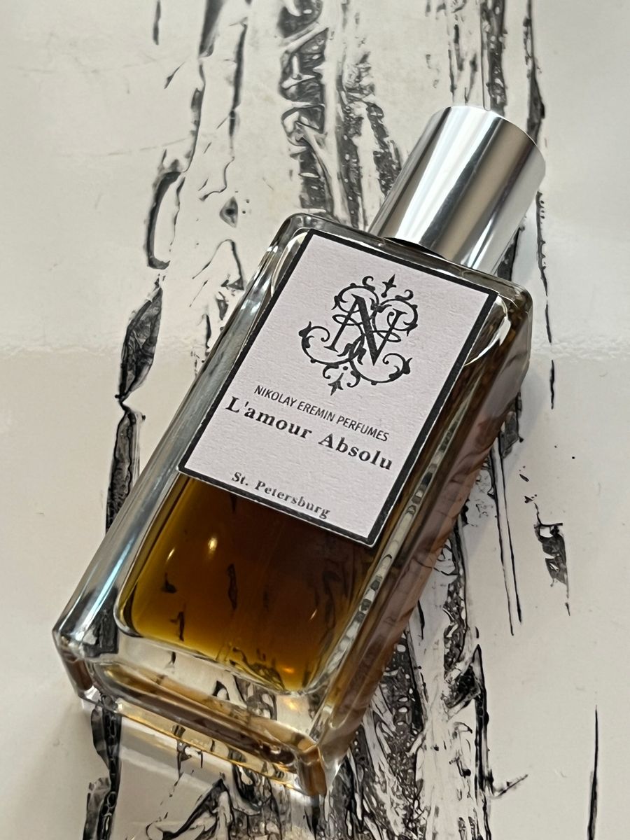 عطر ادکلن لامور ابسلوت نیمِر پرفیومز - L’Amour Absolu Nimere Parfums - بررسی، قیمت و خرید