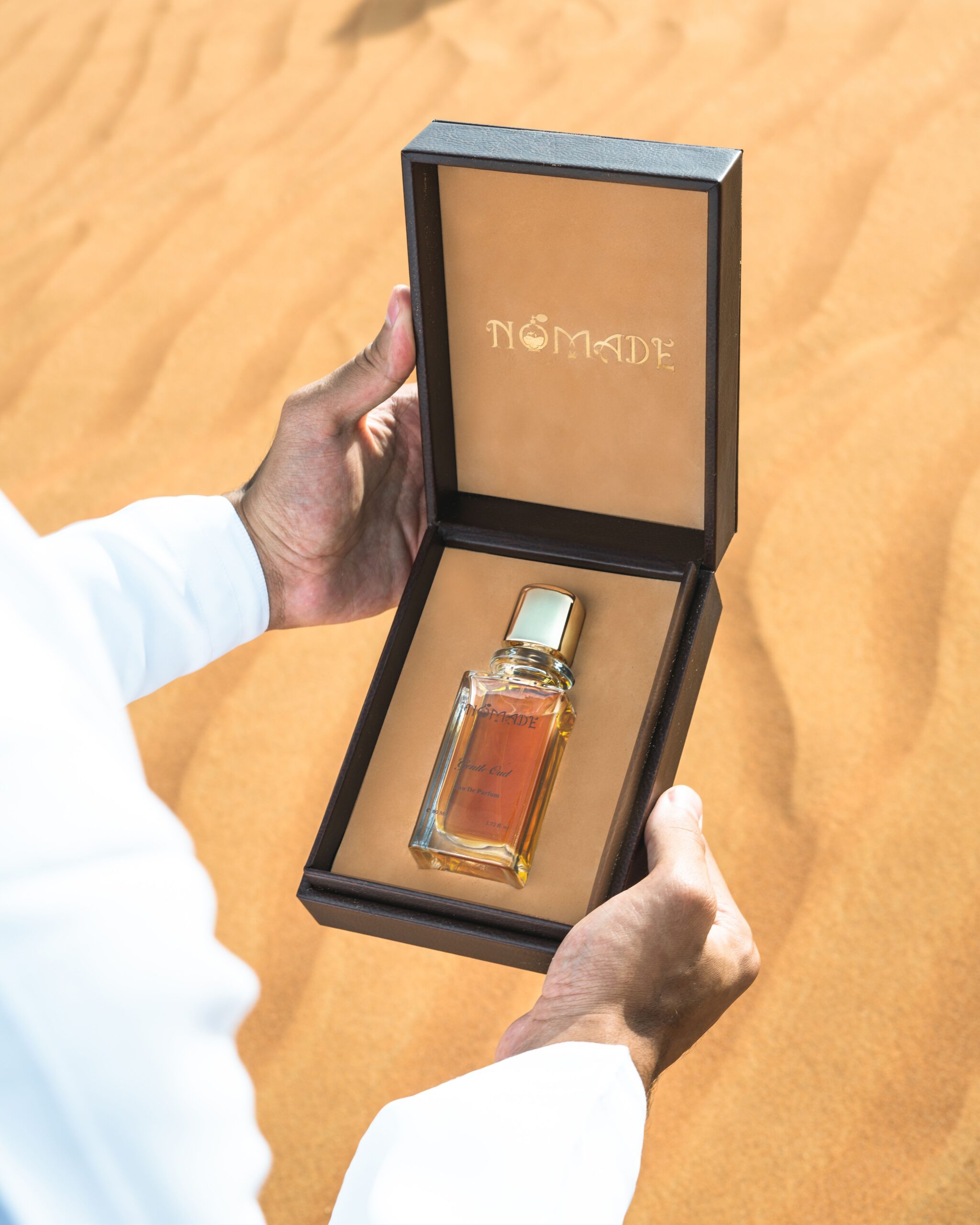 عطر ادکلن جنتل عود نومد پرفیومز - Gentle Oud Nomade Perfumes - بررسی، قیمت و خرید