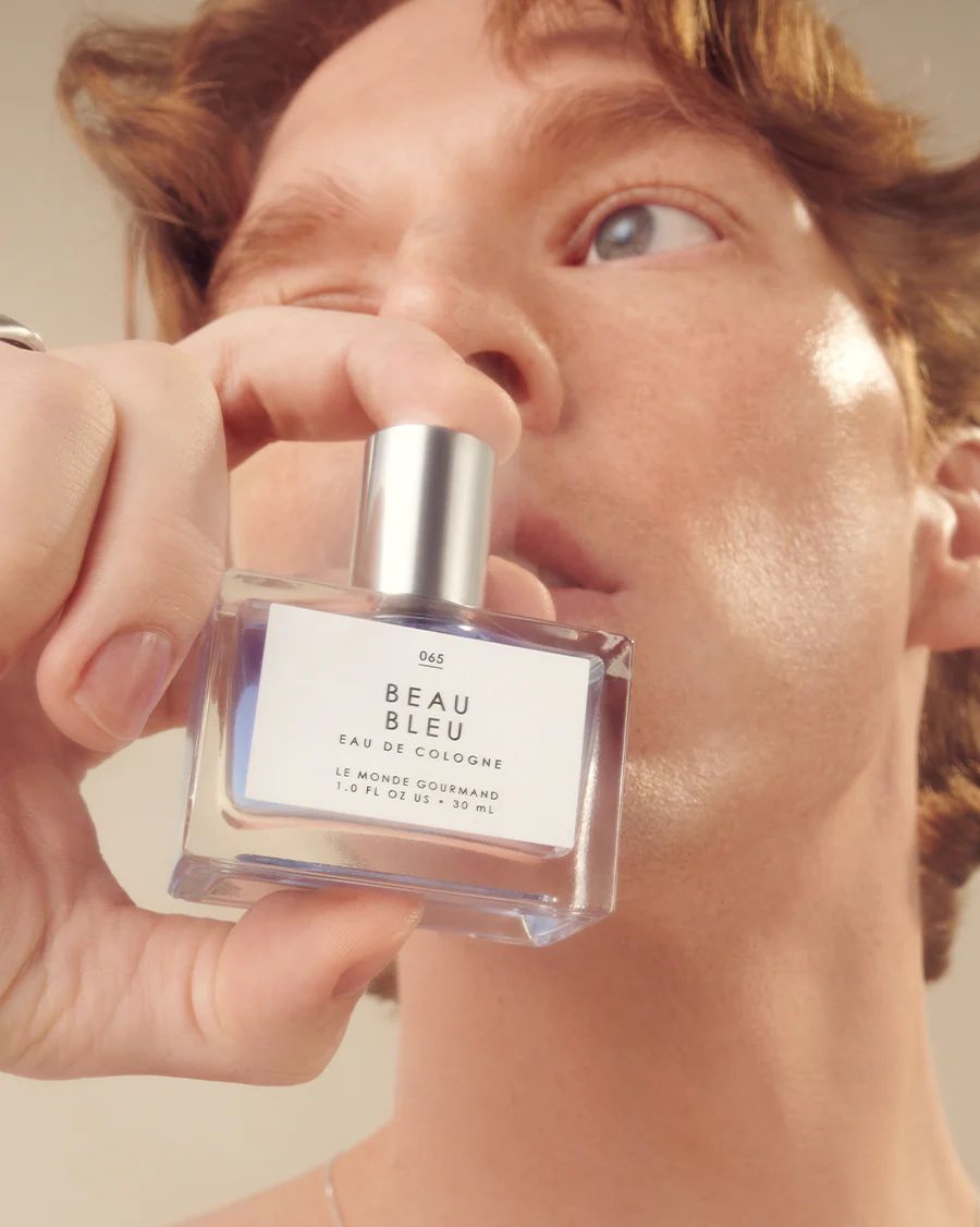 عطر ادکلن بو بلو له موند گورماند - Beau Bleu Le Monde Gourmand - بررسی، قیمت و خرید