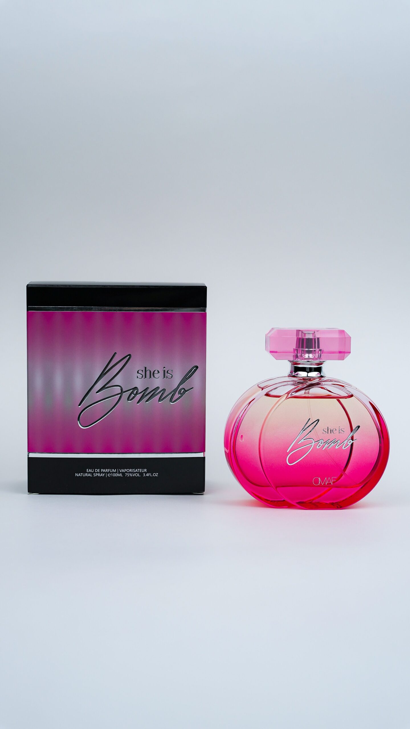 عطر ادکلن شی ایز بامب اُماف - She is Bomb OMAF - بررسی، قیمت و خرید