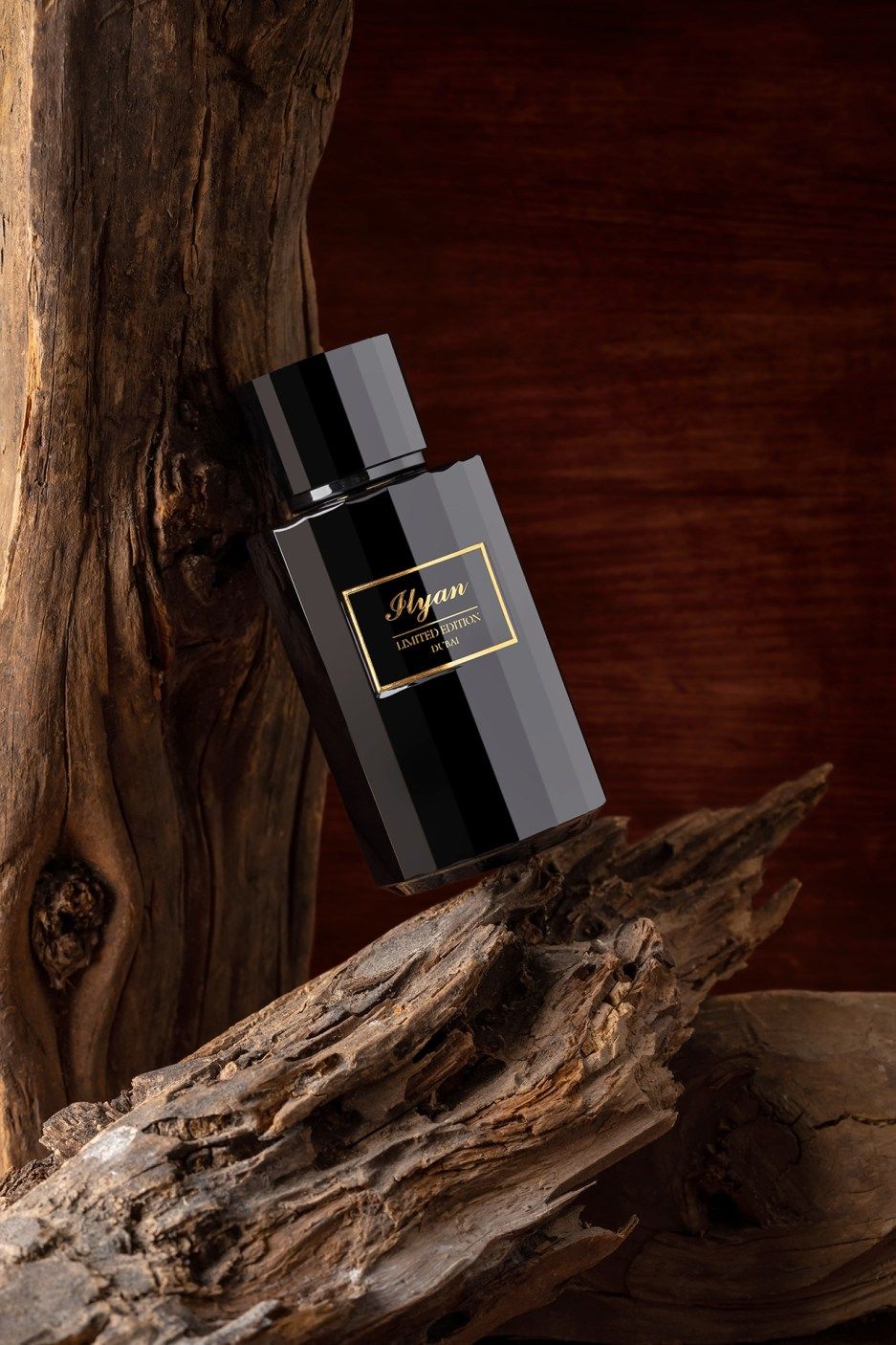 عطر ادکلن ایلیان ایمپریال پارفومز - Ilyan Imperial Parfums - بررسی، قیمت و خرید