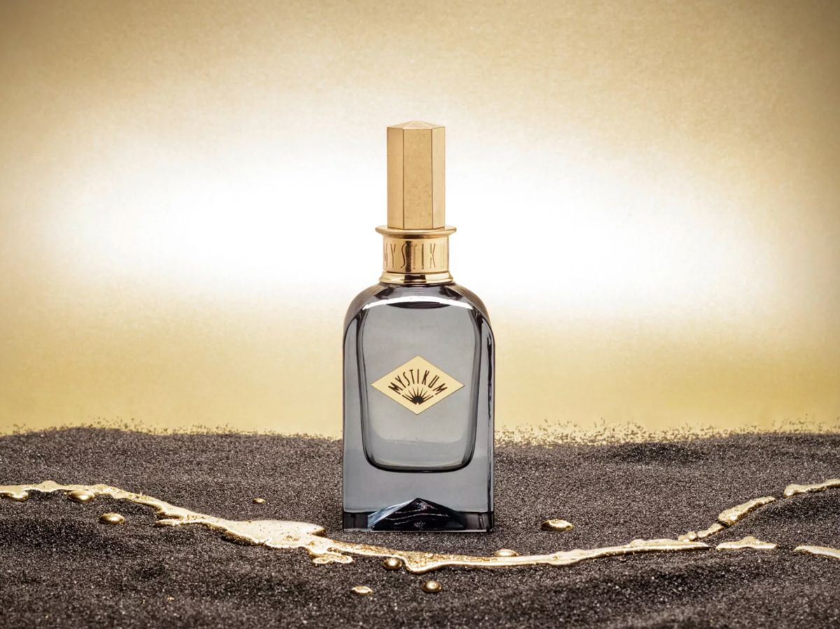 عطر ادکلن تیرز آن میستیک سند میستیکوم - Tears On Mystic Sand Mystikum - بررسی، قیمت و خرید
