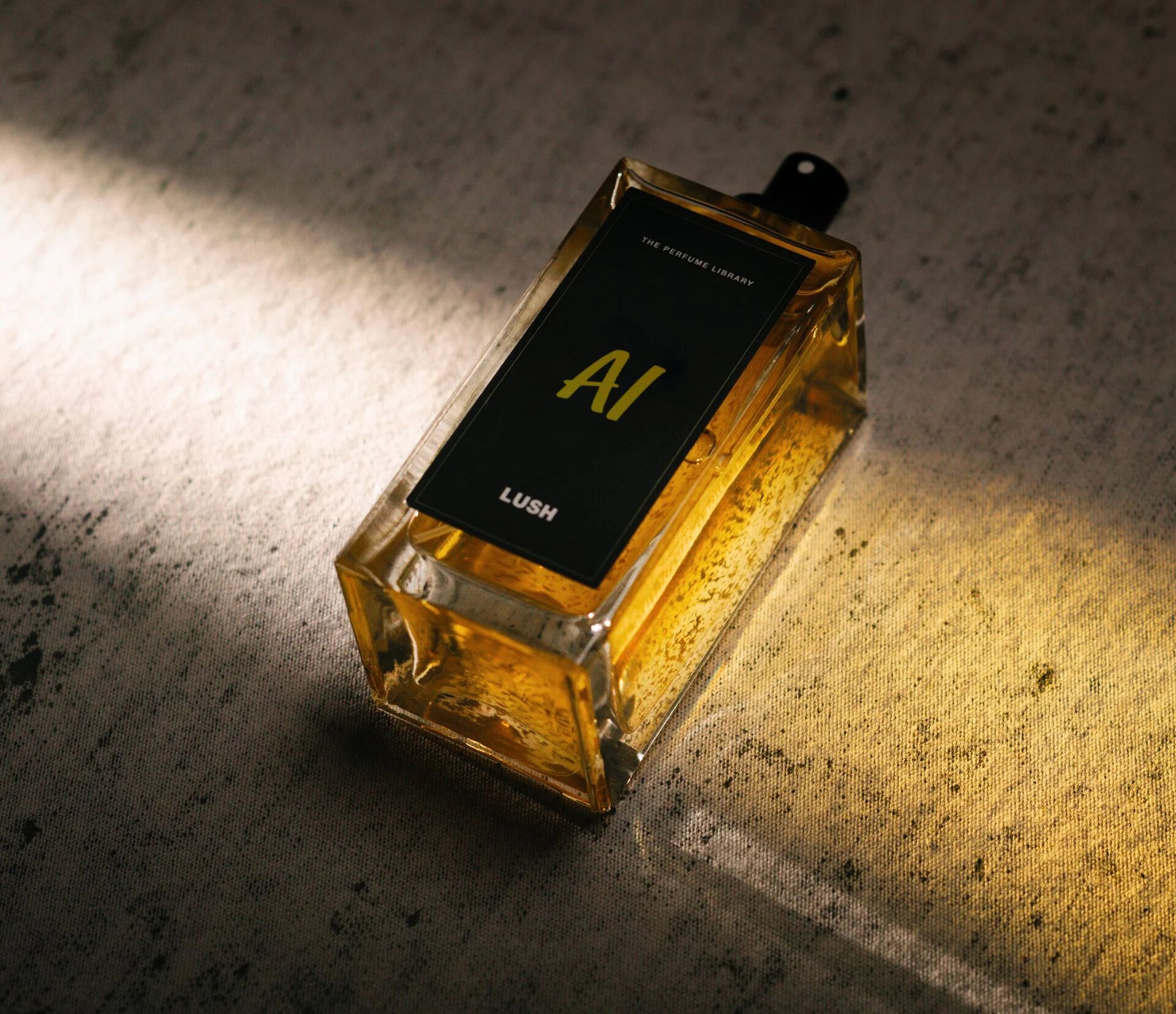 عطر ادکلن ای آی لاش - AI Lush - بررسی، قیمت و خرید