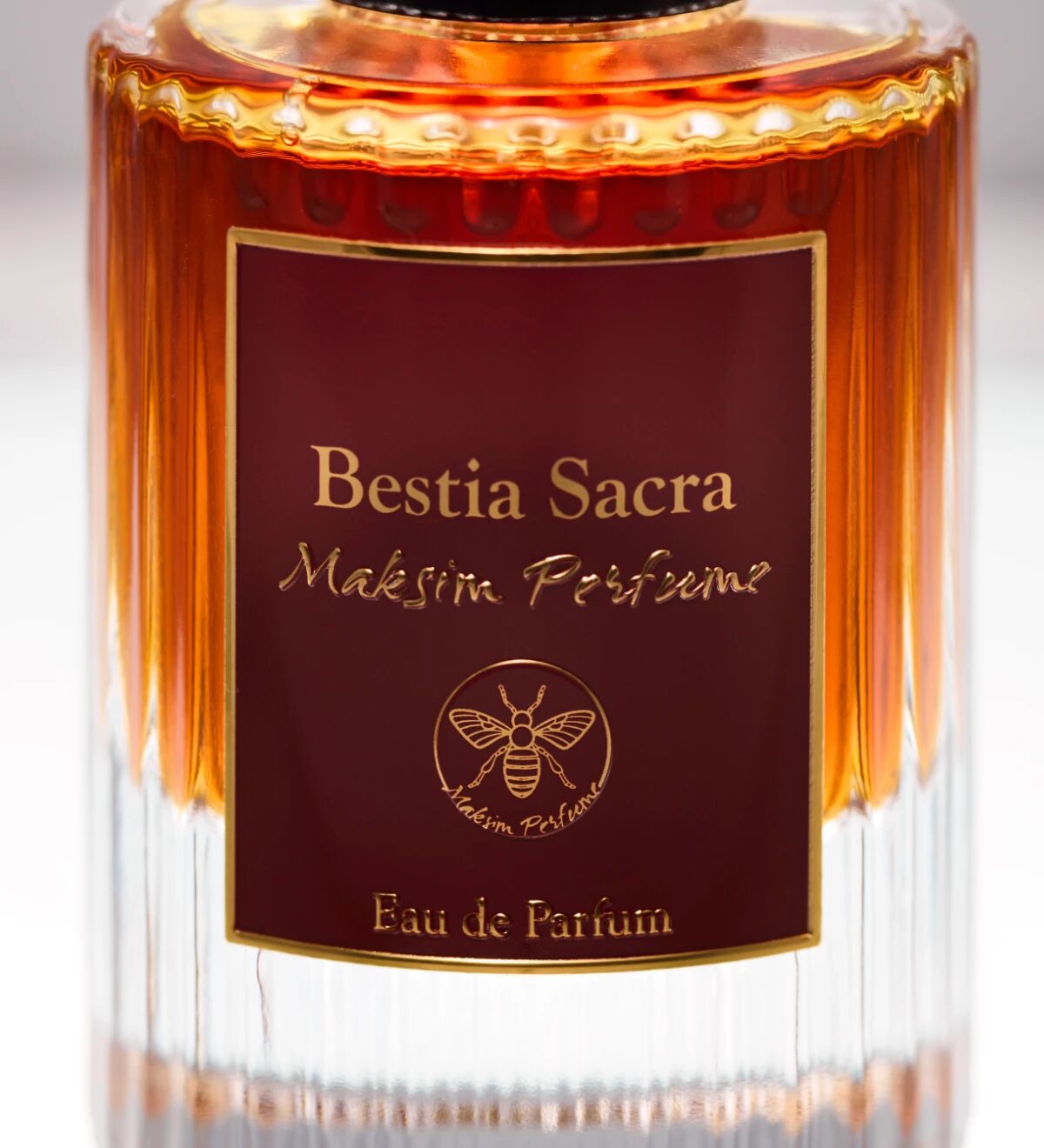 عطر ادکلن بستیا ساکرا مکسیم پرفیوم - Bestia Sacra Maksim Perfume - بررسی، قیمت و خرید