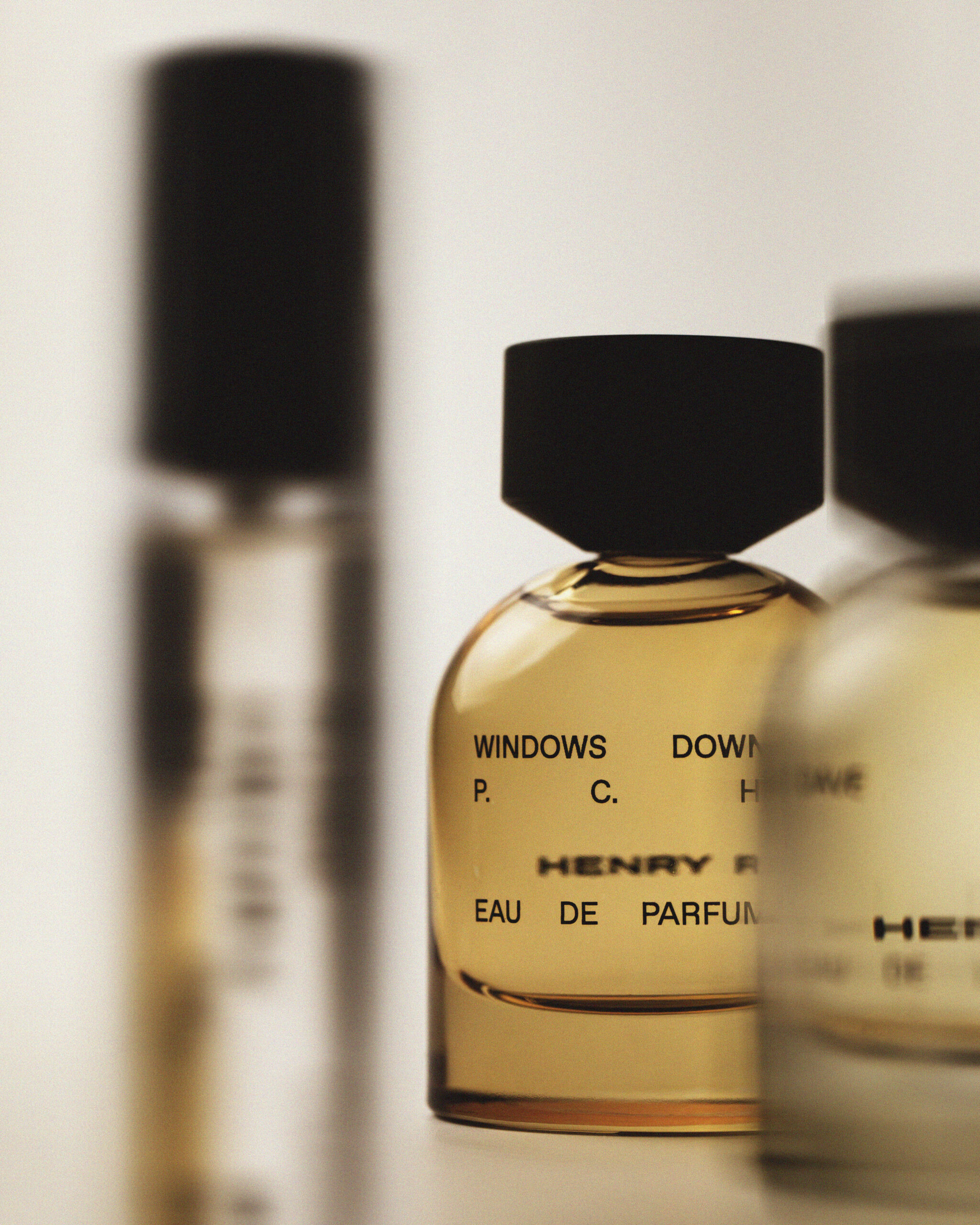 عطر ادکلن ویندوز داون پی سی اچ هنری رز - Windows Down P.C.H. Henry Rose - بررسی، قیمت و خرید