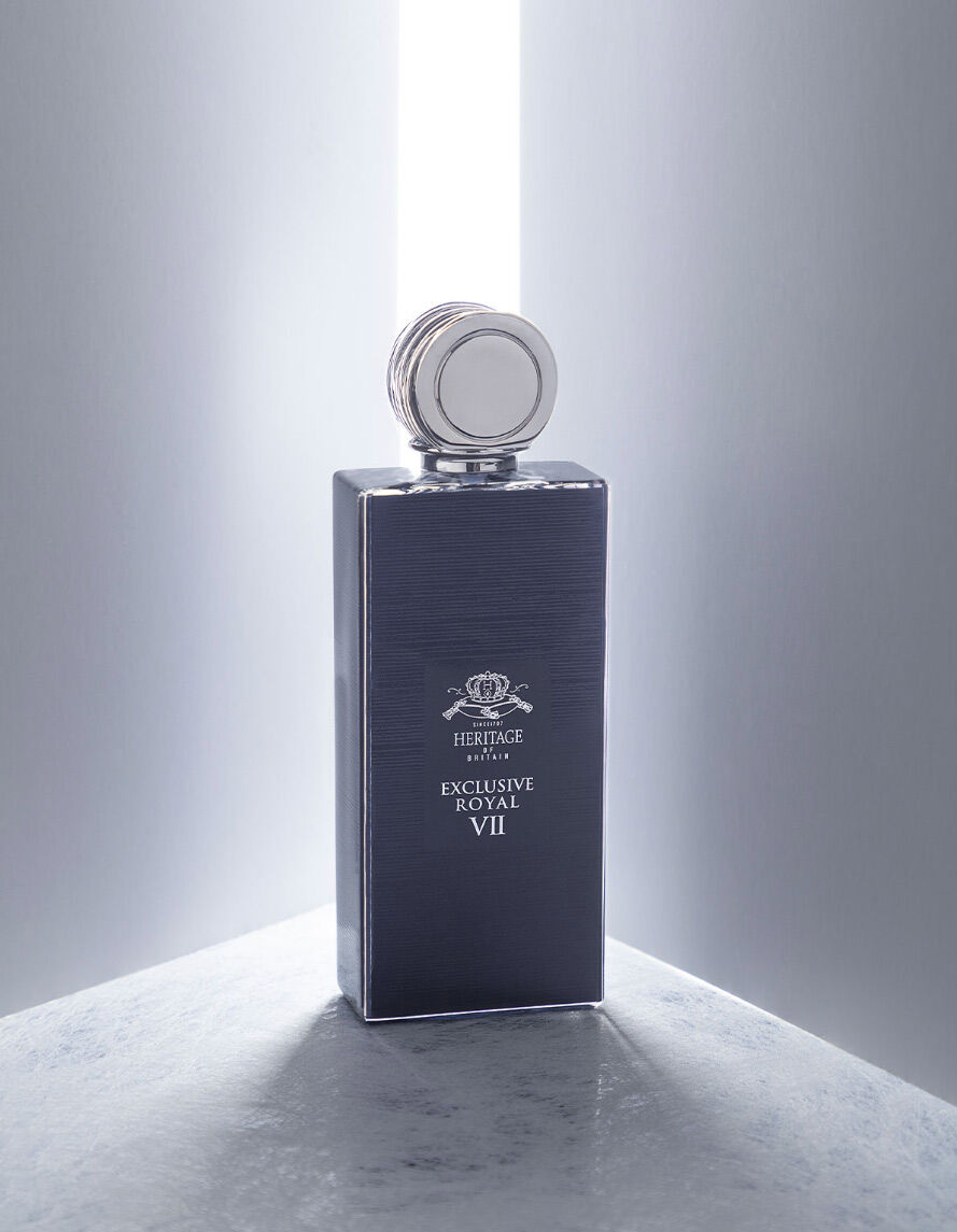 عطر ادکلن اِکسکلوسیف رویال سِوِن هریتیج پرفیوم - Exclusive Royal VII Heritage Perfume - بررسی، قیمت و خرید