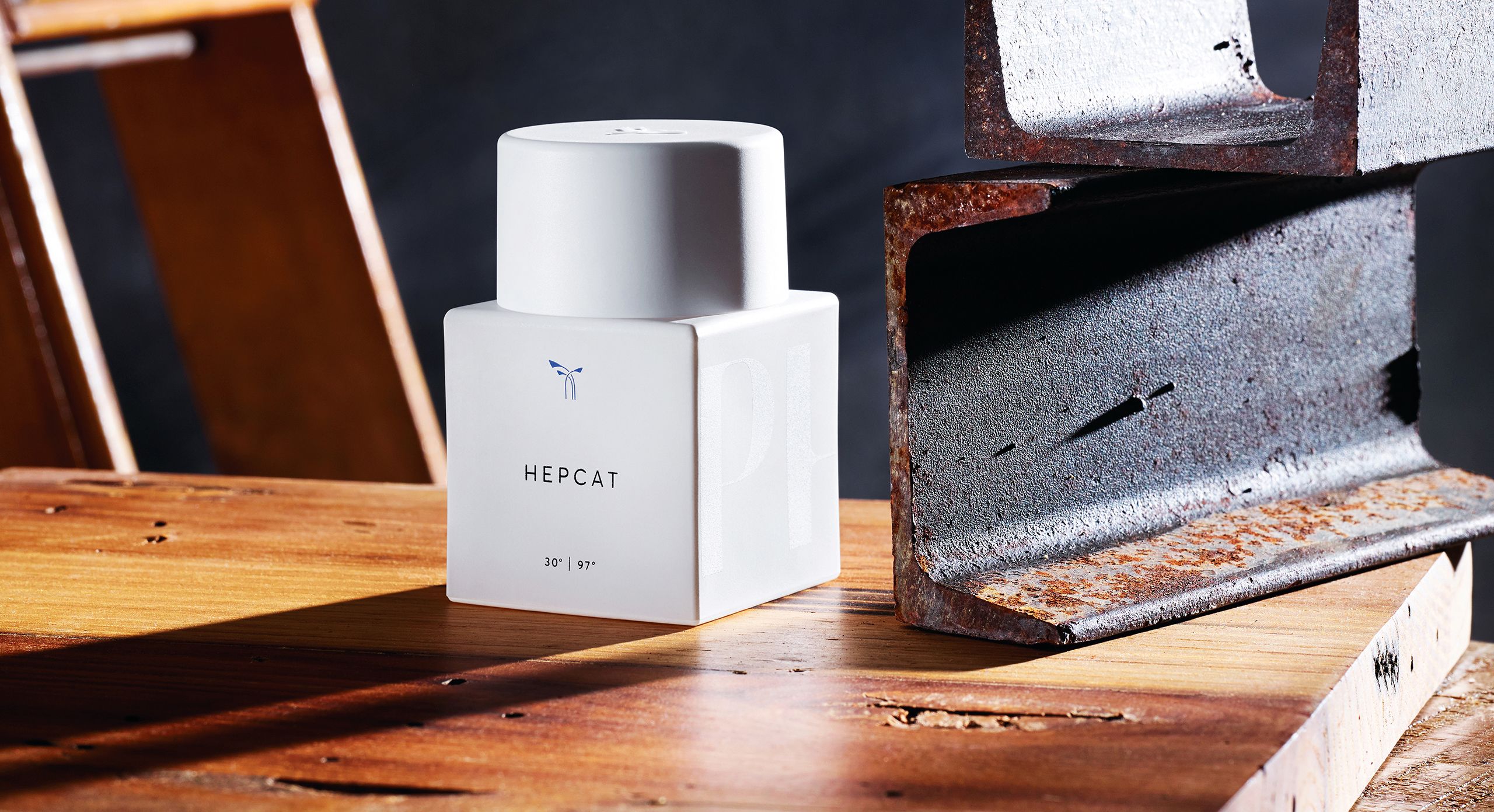 عطر ادکلن هپ‌کت فلور - Hepcat Phlur - بررسی، قیمت و خرید