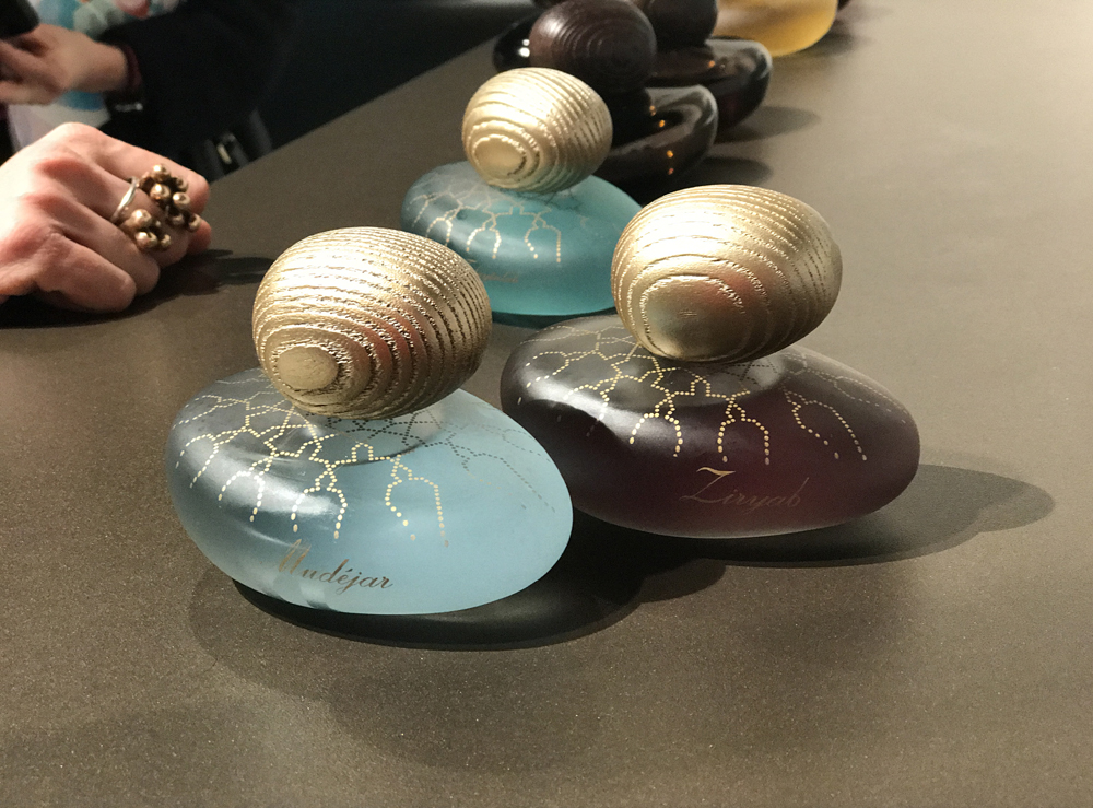 عطر ادکلن زیریاب ماجدا بیکالی - Ziryab Majda Bekkali - بررسی، قیمت و خرید