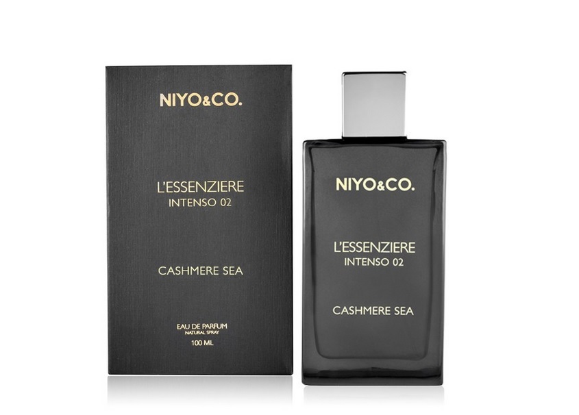 عطر ادکلن لسنزیر اینتنزو ۰۲ کشمر سی نیو اند کو - L'essenziere intenso 02 Cashmere Sea NIYO&CO - بررسی، قیمت و خرید
