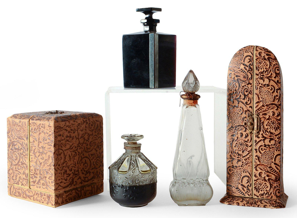 عطر ادکلن ایزابی لیز نوآر اورجینال ایزابِی - Isabey Lys Noir Original Isabey - بررسی، قیمت و خرید