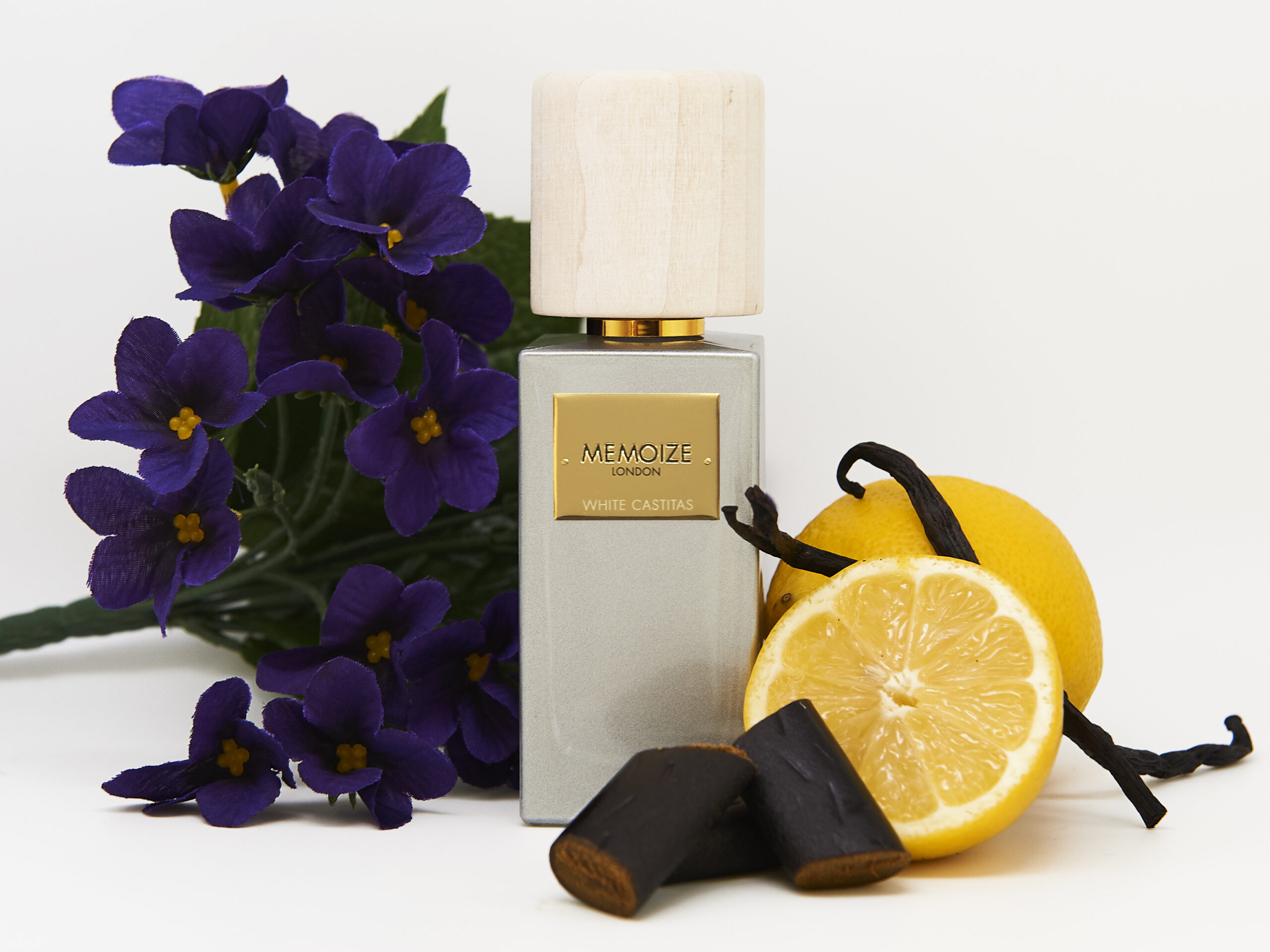 عطر ادکلن وایت کستیاس مموایز لاندن - White Castitas Memoize London - بررسی، قیمت و خرید