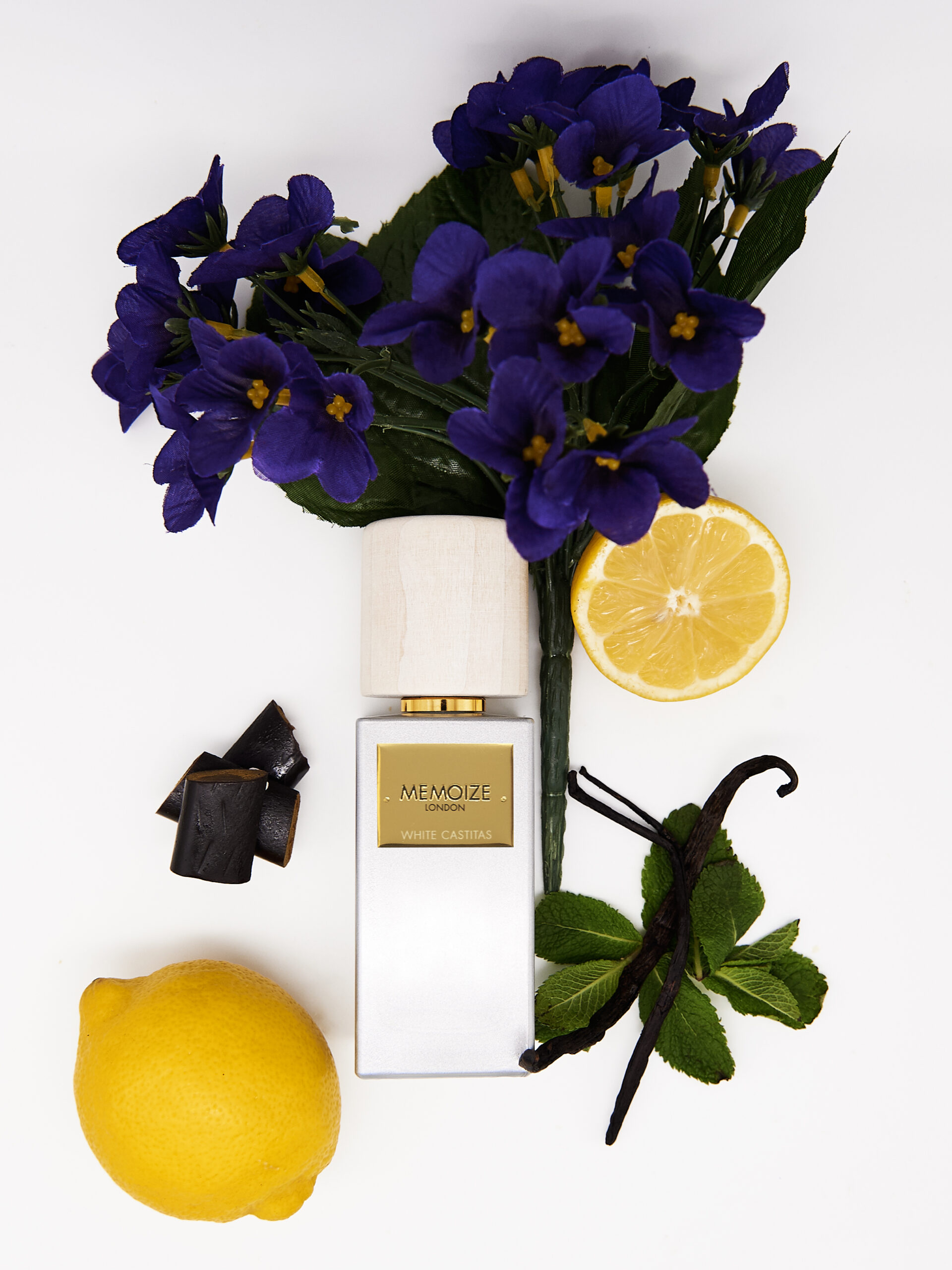 عطر ادکلن وایت کستیاس مموایز لاندن - White Castitas Memoize London - بررسی، قیمت و خرید