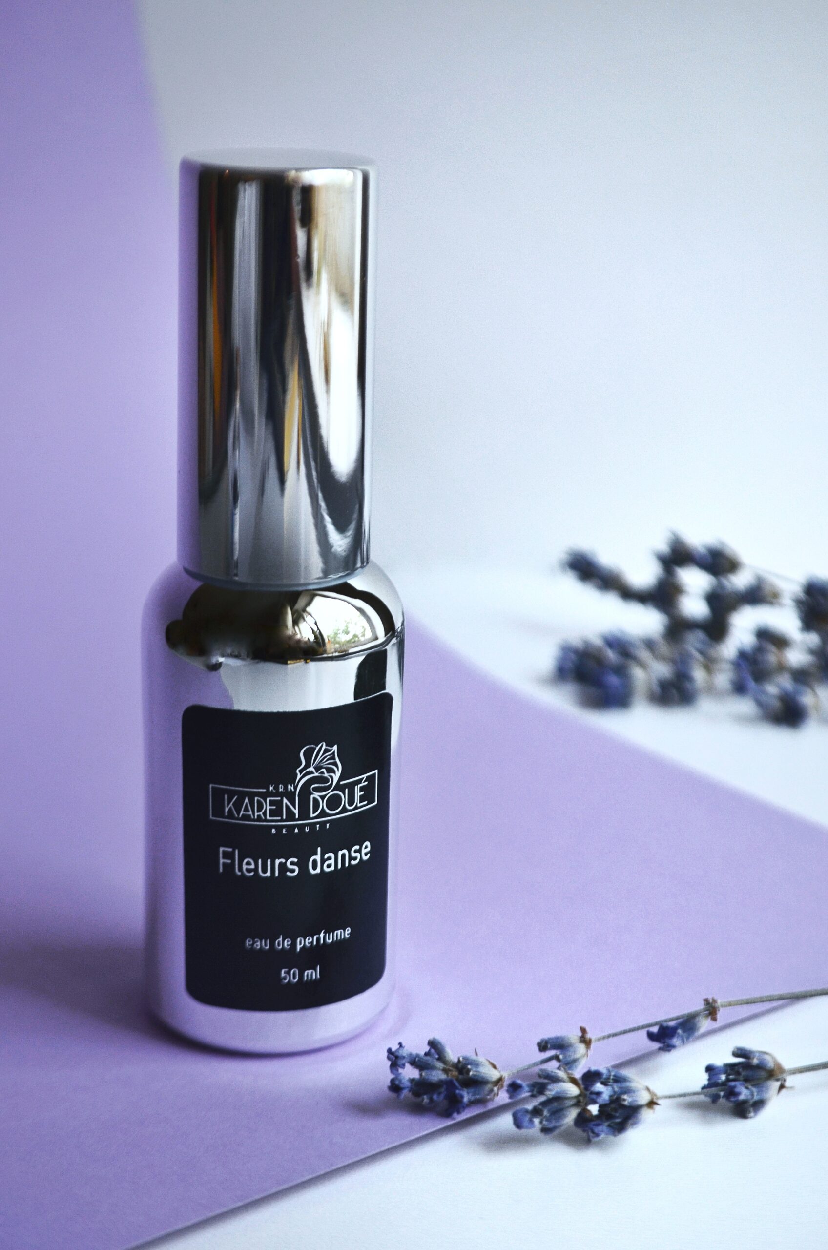عطر ادکلن فلور دانس کارن دوه - Fleurs Danse Karen Doué - بررسی، قیمت و خرید