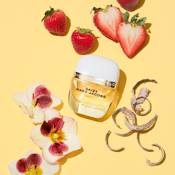 عطر ادکلن دیزی پتالز مارک جیکوبز - Daisy Petals Marc Jacobs - بررسی، قیمت و خرید