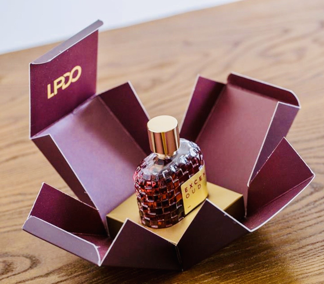 عطر ادکلن اکسانتریک عود الپیدو - Excentrique Oud LPDO - بررسی، قیمت و خرید