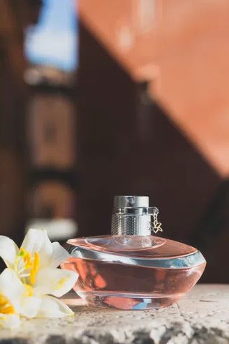 عطر ادکلن لی‌لی ابسولو اوبوتیکاریو - Lily Absolu O Boticário - بررسی، قیمت و خرید