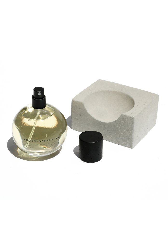 عطر ادکلن نو تری ساتیوا فتوژنیکس اند کو - No. 3 Sativa Photogenics + Co - بررسی، قیمت و خرید