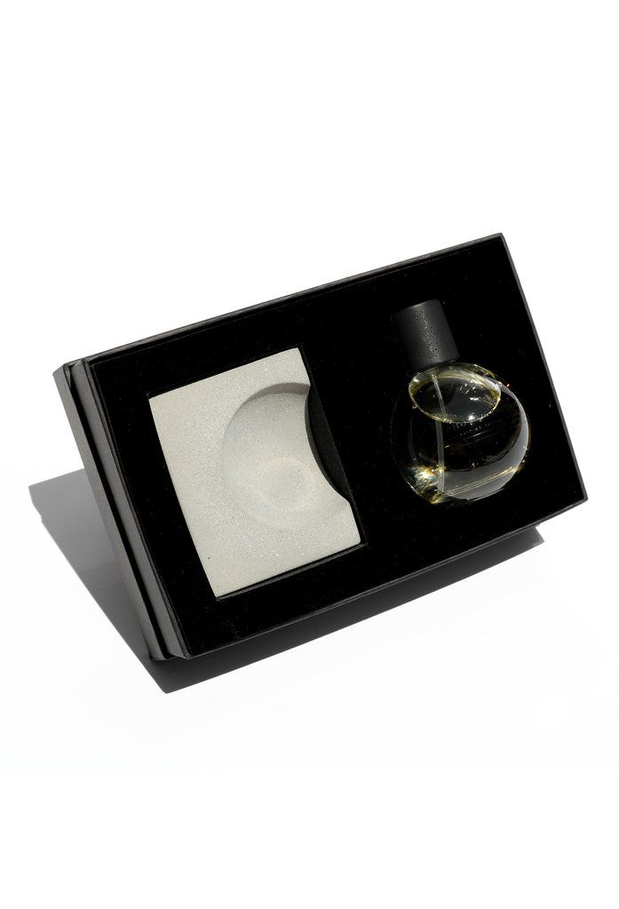 عطر ادکلن نو تری ساتیوا فتوژنیکس اند کو - No. 3 Sativa Photogenics + Co - بررسی، قیمت و خرید