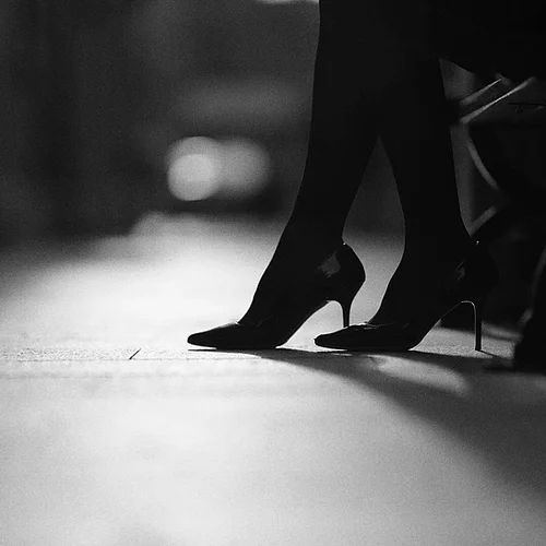 عطر ادکلن میغوار دلغئر پرفیوم د فوله‌ویل - Miroir De L'Air Parfums de Folleville - بررسی، قیمت و خرید