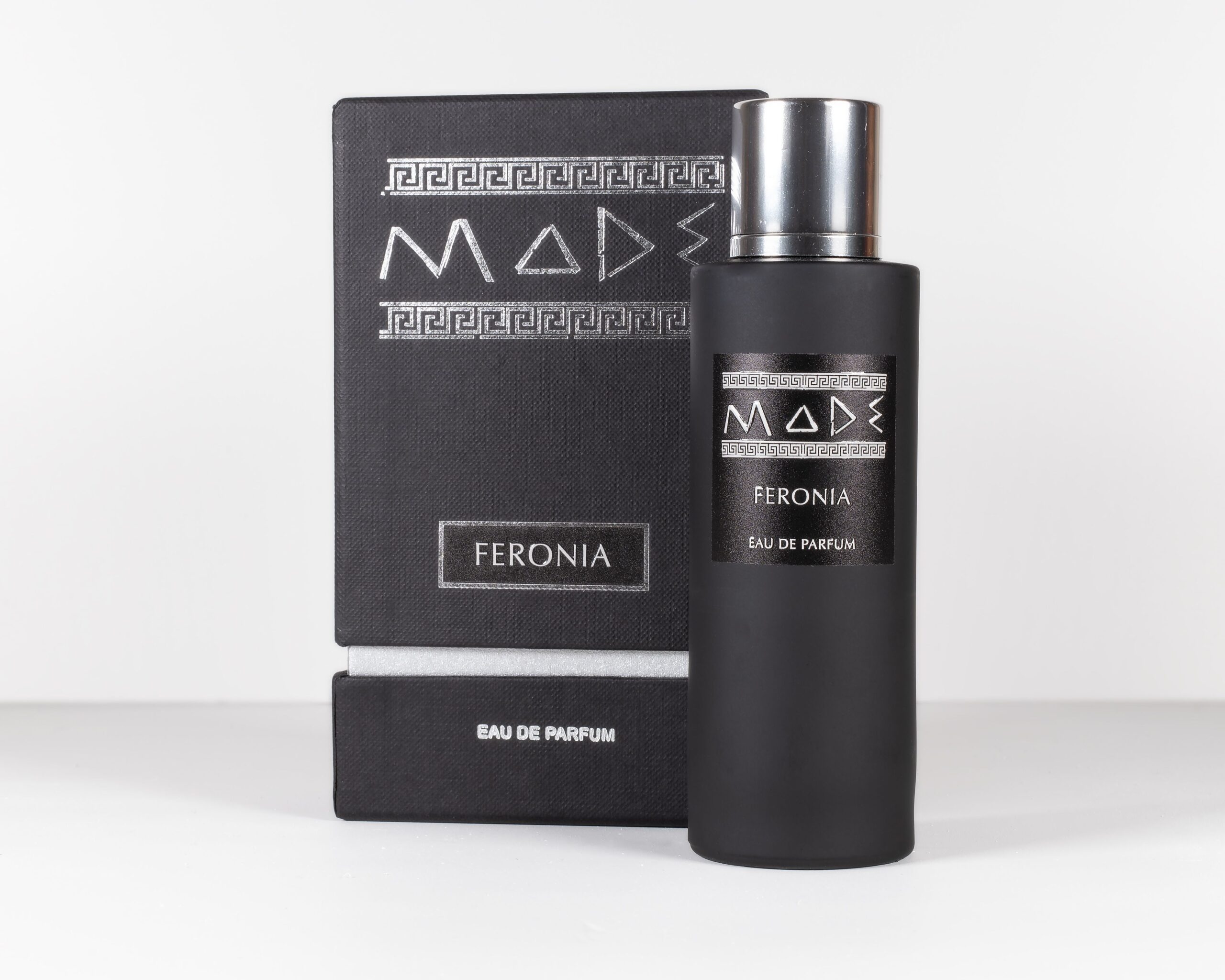عطر ادکلن فرونیا مِید - Feronia Made - بررسی، قیمت و خرید