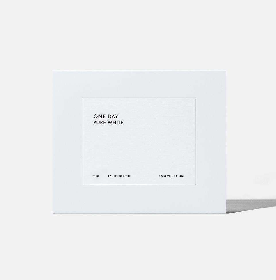 عطر ادکلن زیرو زیرو وان پیور وایت وان دی - 001 Pure White One Day - بررسی، قیمت و خرید