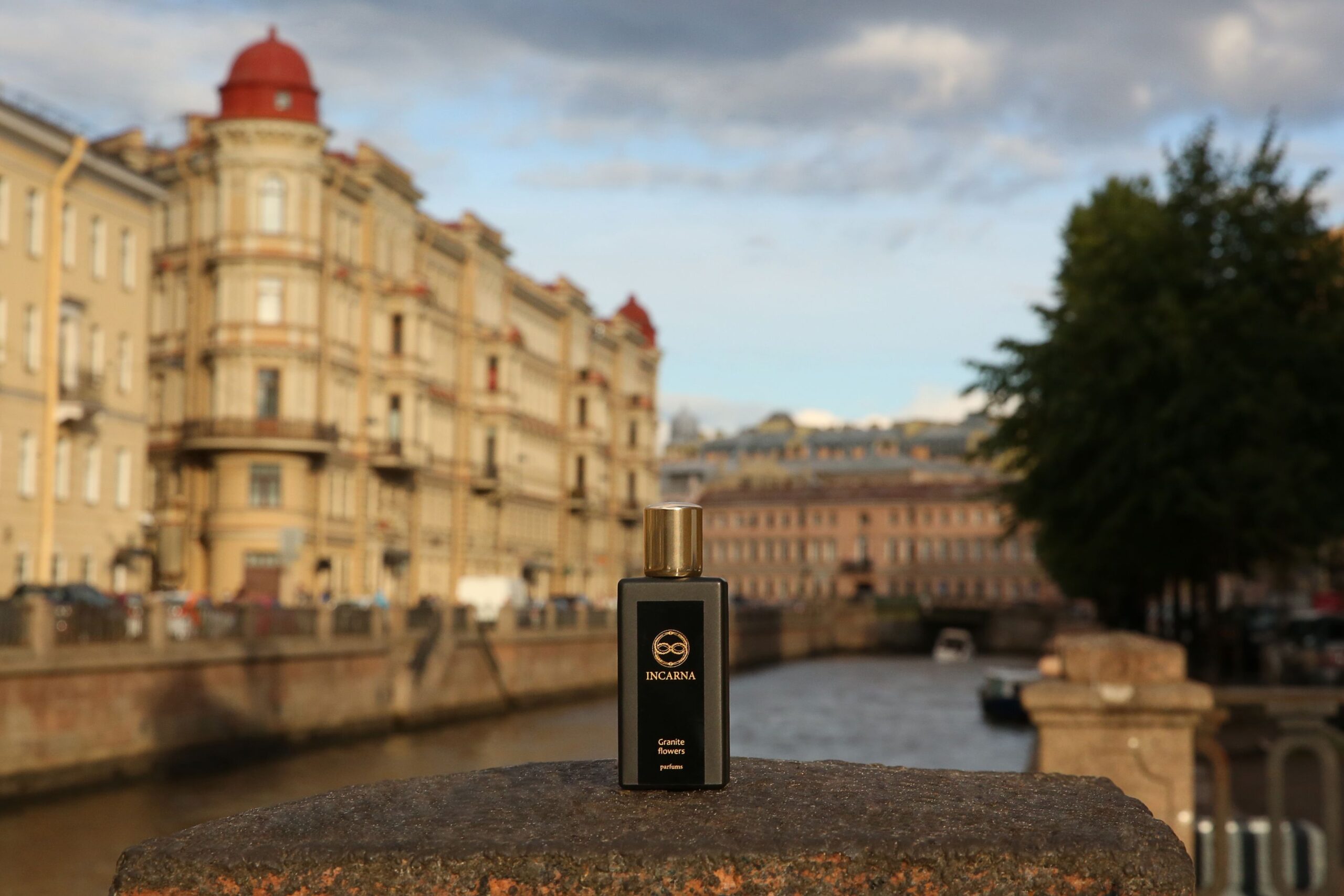عطر ادکلن گرانیت فلاورز اینکارنا پرفیومز - Granite flowers Incarna parfums - بررسی، قیمت و خرید