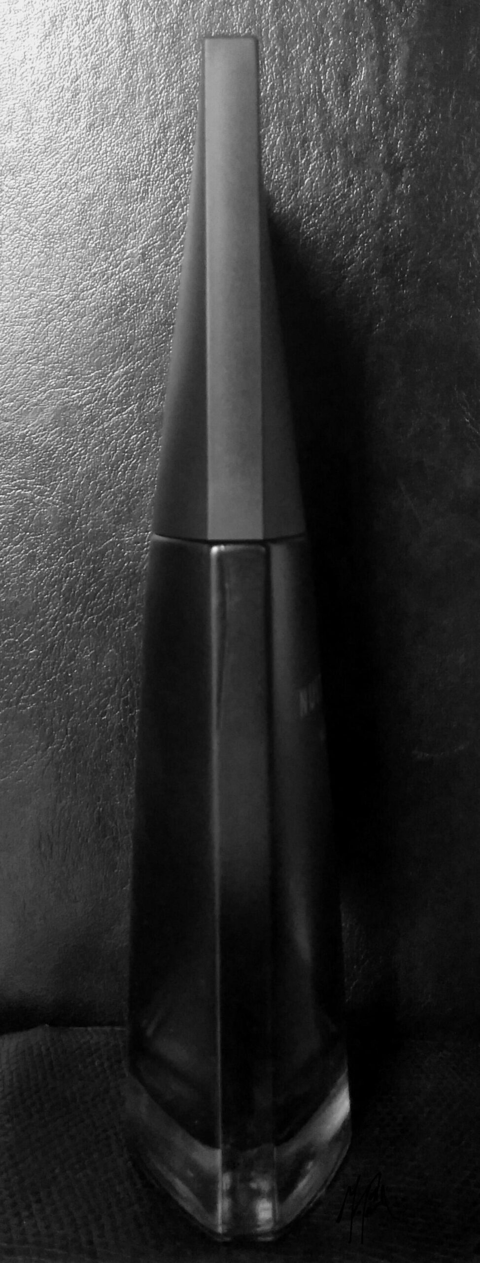 عطر ادکلن نویت دی ایسی نویر آرژان ایسه میاکه - Nuit D’Issey Noir Argent Issey Miyake - بررسی، قیمت و خرید