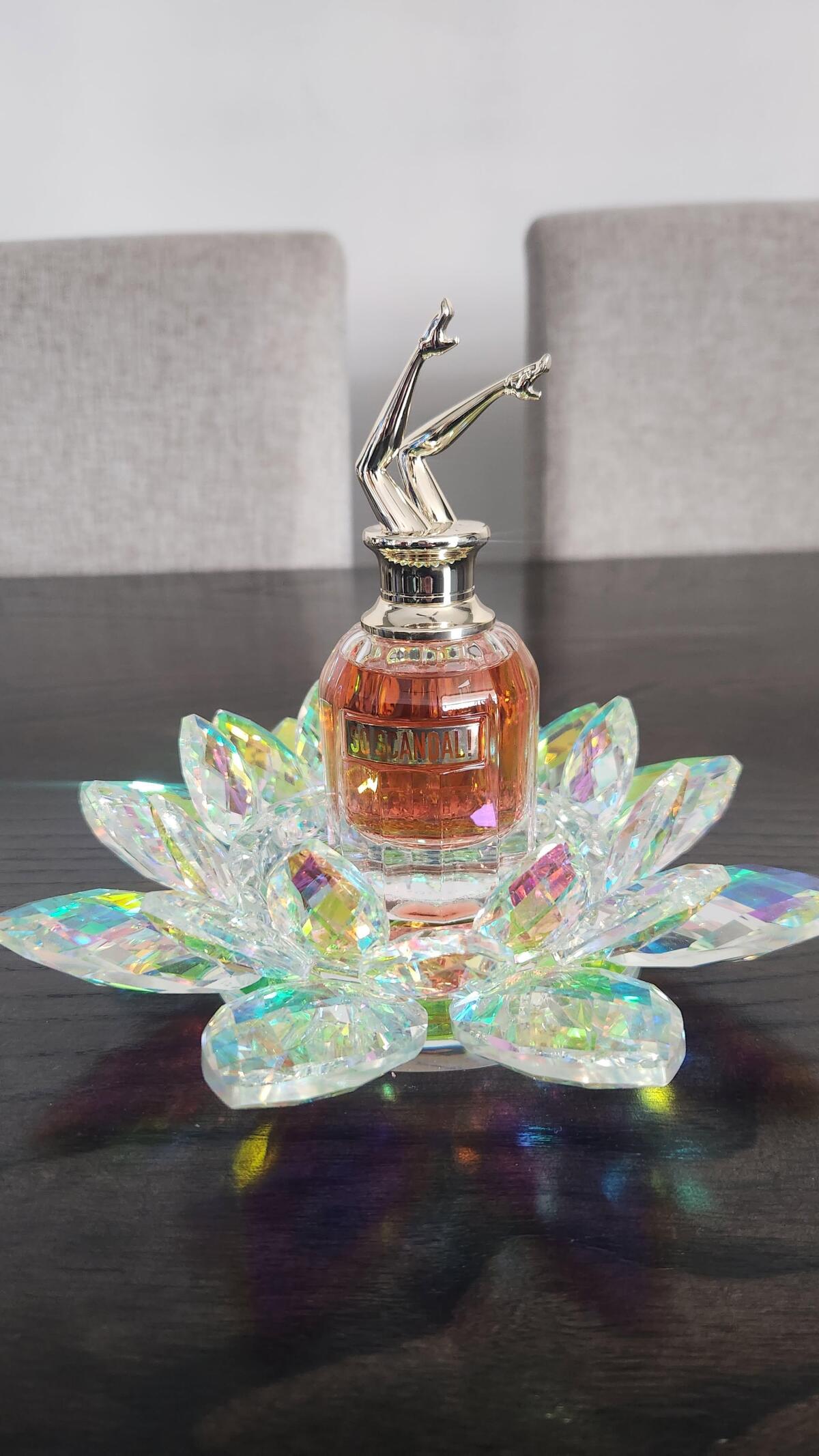 عطر ادکلن سو اسکندل ژان پل گوتیه - So Scandal! Jean Paul Gaultier - بررسی، قیمت و خرید