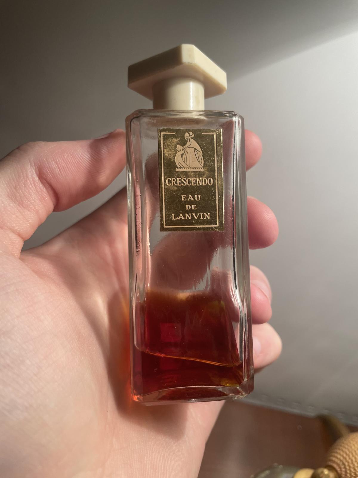 عطر ادکلن کرشندو لانون - Crescendo Lanvin - بررسی، قیمت و خرید