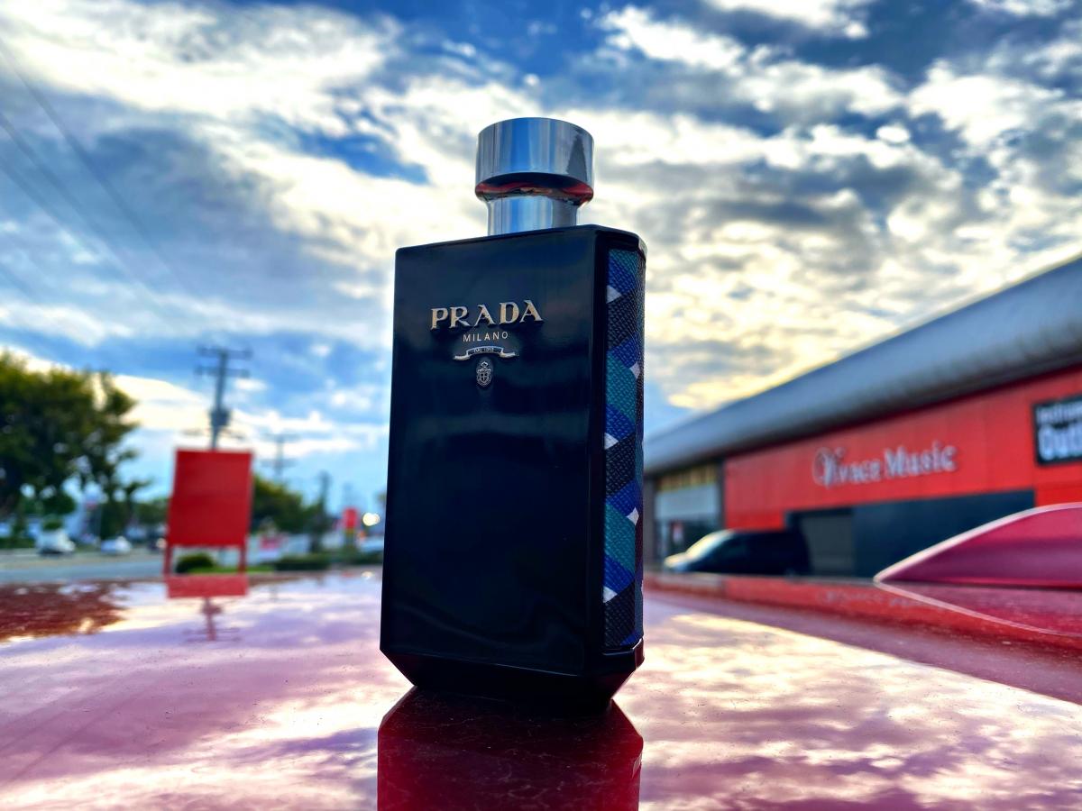 عطر ادکلن پرادا لوم ابسولو پرادا - Prada L'Homme Absolu Prada - بررسی، قیمت و خرید