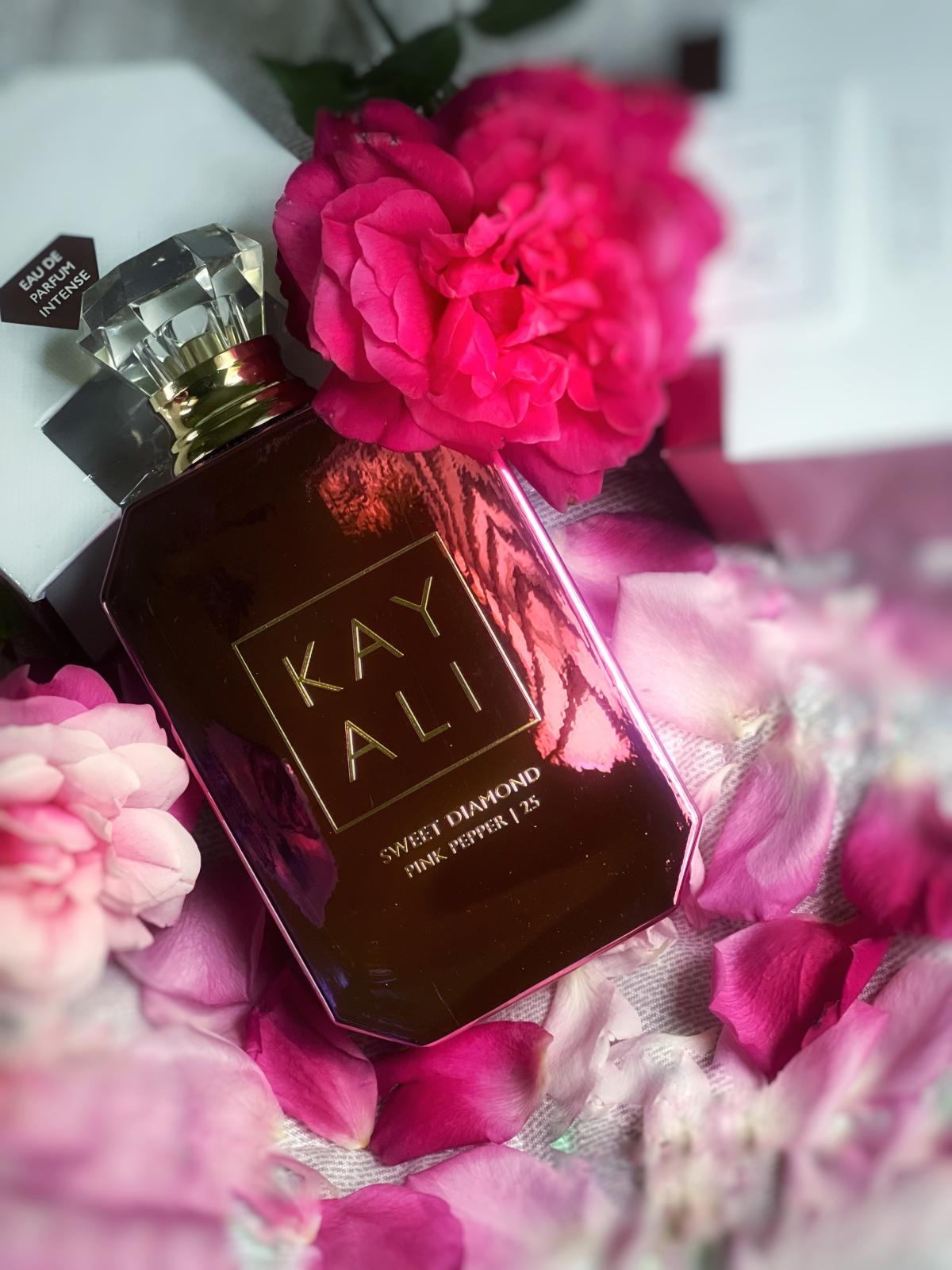 عطر ادکلن سوئیت دایموند پینک پپر بیست و پنج کیالی فرگرنسز - Sweet Diamond Pink Pepper 25 Kayali Fragrances - بررسی، قیمت و خرید