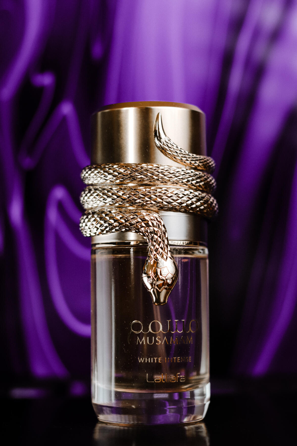 عطر ادکلن موسامام وایت اینتنس لتافا پرفیومز - Musamam White Intense Lattafa Perfumes - بررسی، قیمت و خرید
