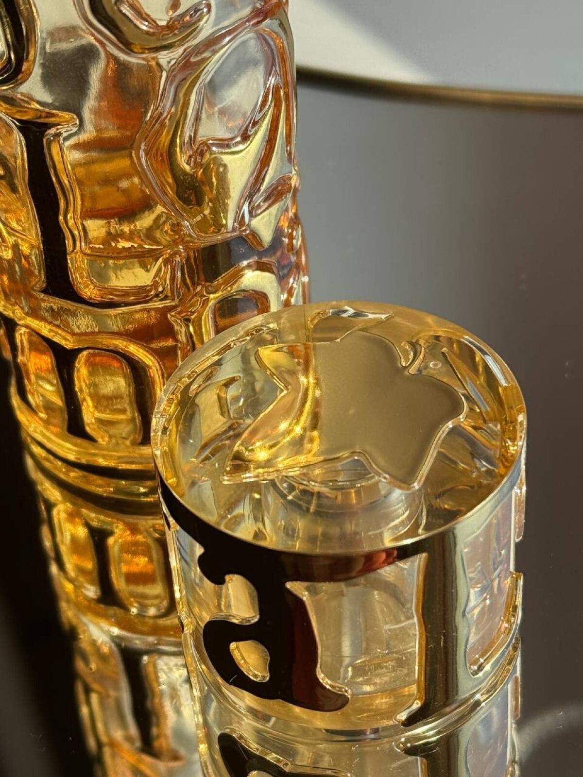 عطر ادکلن اله لیم لولیتا لمپیکا - Elle L'aime Lolita Lempicka - بررسی، قیمت و خرید