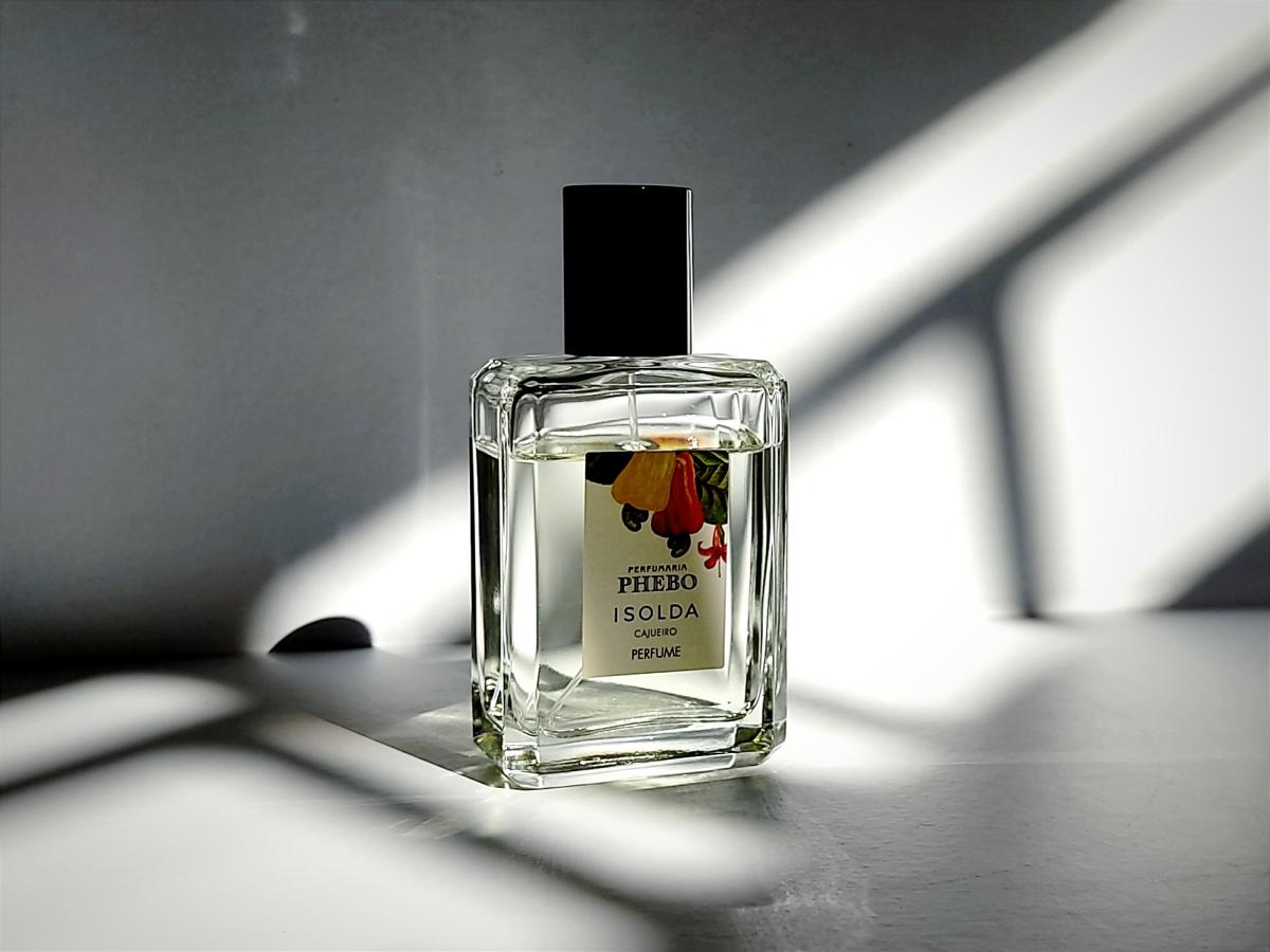 عطر ادکلن ایزولدا کاجویرو فیبو - Isolda Cajueiro Phebo - بررسی، قیمت و خرید