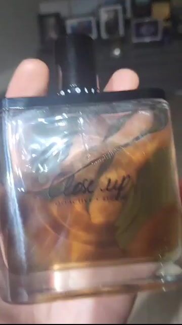 عطر ادکلن کِلوزآپ اُلفکتیو استودیو - Close Up Olfactive Studio - بررسی، قیمت و خرید