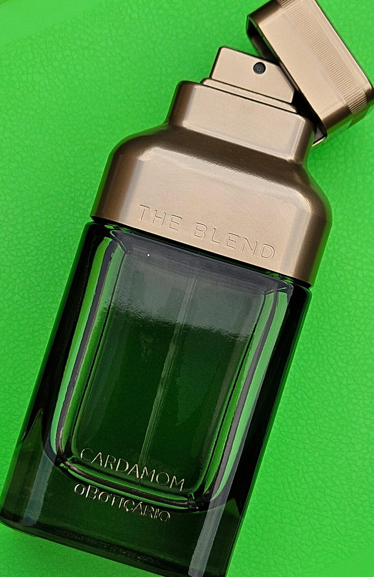 عطر ادکلن د بلِند کاردِمُم او بوتیکاریو - The Blend Cardamom O Boticário - بررسی، قیمت و خرید