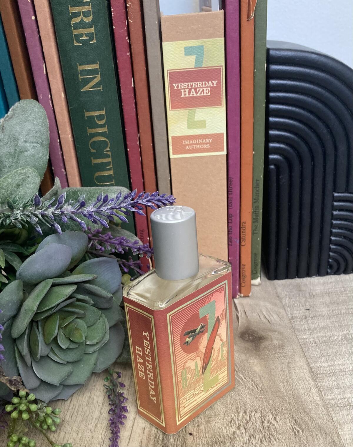 عطر ادکلن یستردی هیز ایمجینری آتورز - Yesterday Haze Imaginary Authors - بررسی، قیمت و خرید