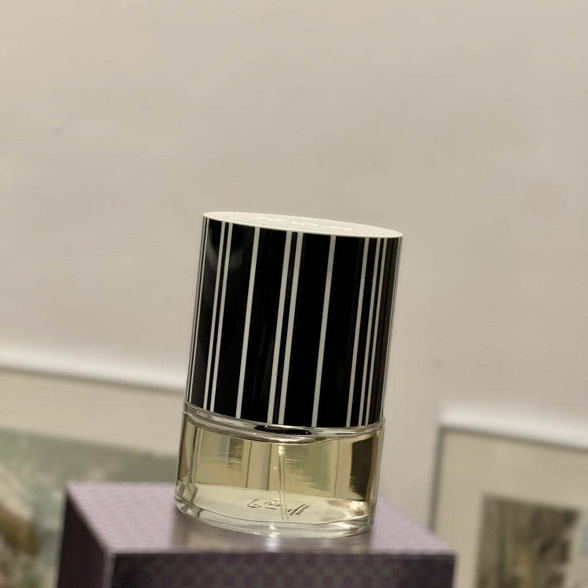 عطر ادکلن ششصد و یک امبر و گایاک‌وود اِن سی پی اولفکتیوز - 601 Amber & Gaiacwood N.C.P. Olfactives - بررسی، قیمت و خرید