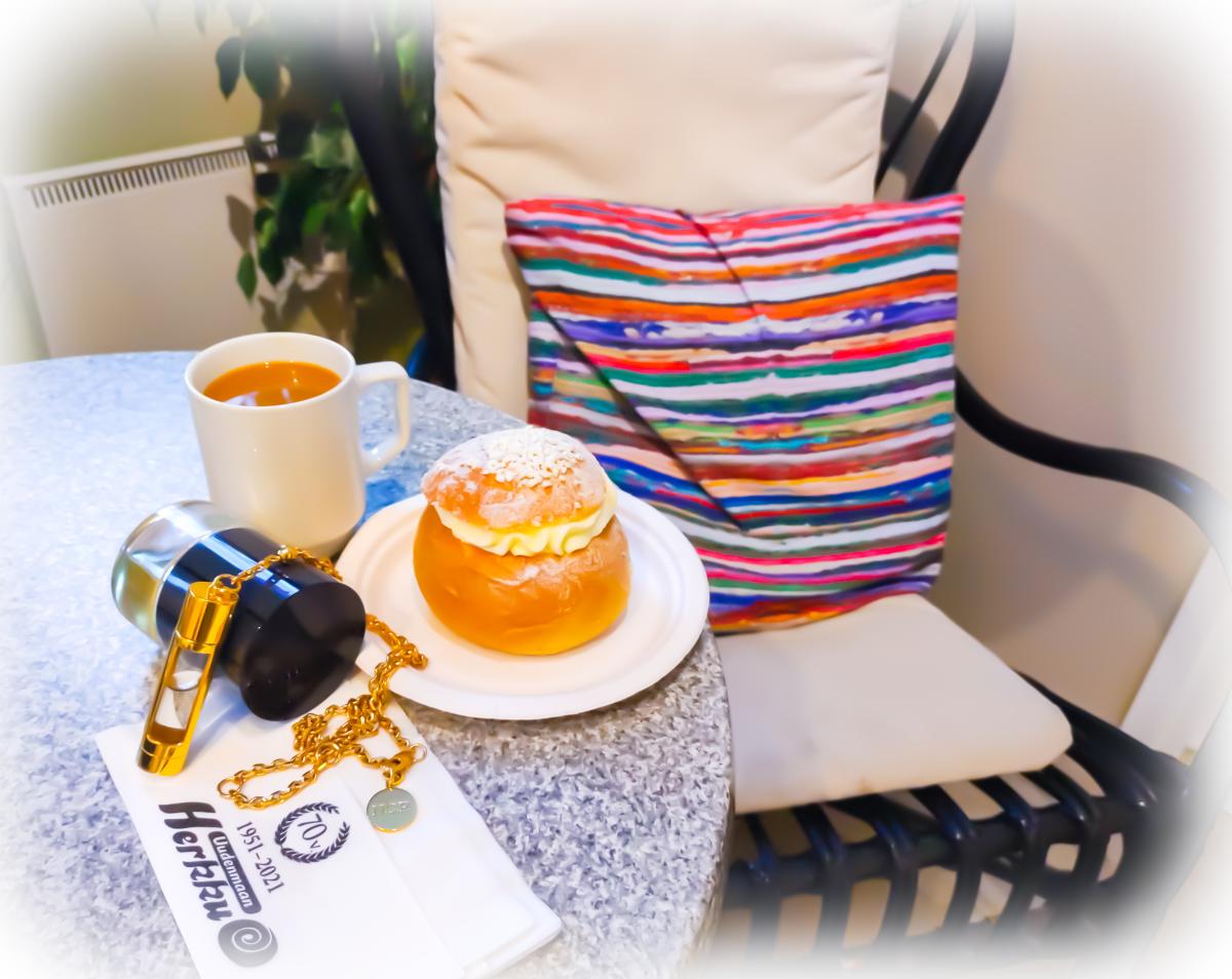 عطر ادکلن هفتصد و سه تانکا بین و موکا ان سی پی اولفکتیوز - 703 Tonka Bean & Moka N.C.P. Olfactives - بررسی، قیمت و خرید