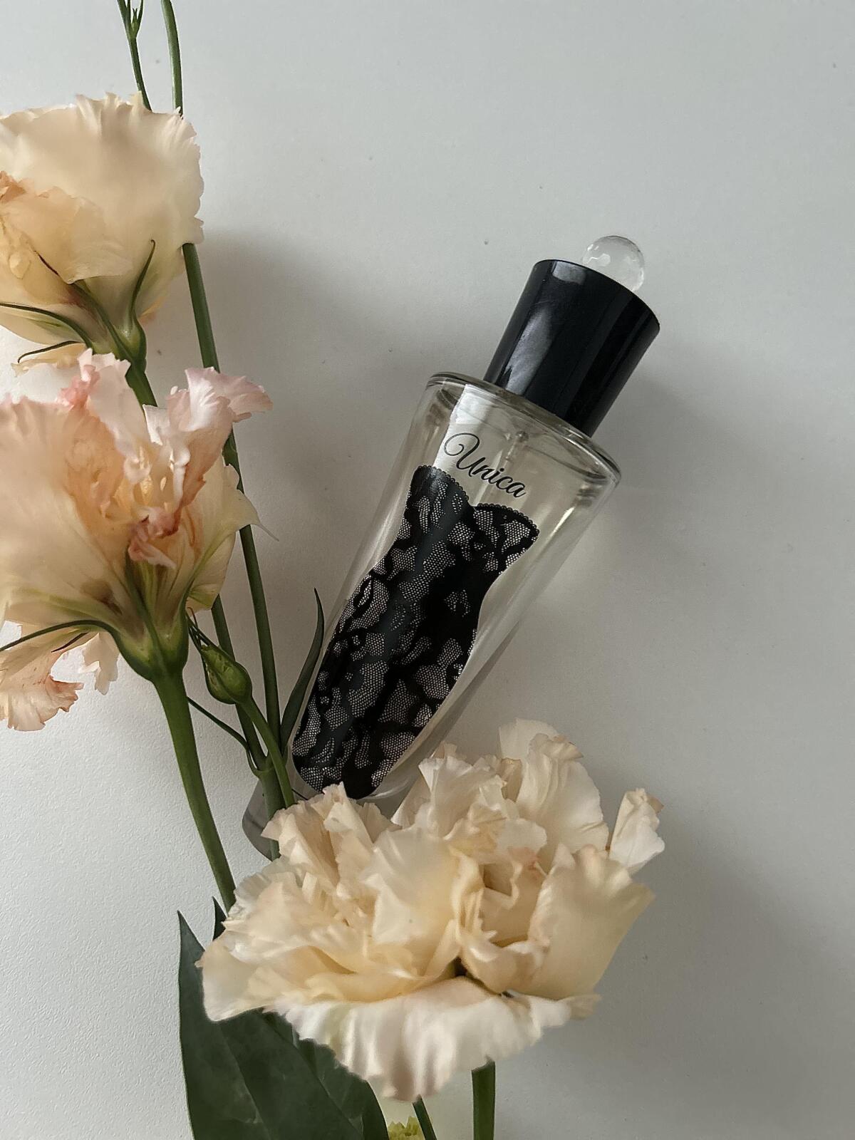 عطر ادکلن اونیکا اینتیمیسیمی - Unica Intimissimi - بررسی، قیمت و خرید