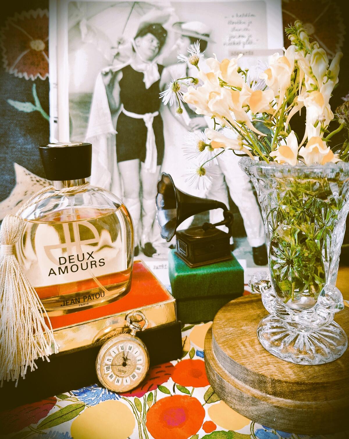 عطر ادکلن کالکشن هریتیج دو آمورز ژیان پاتو - Collection Heritage Deux Amours Jean Patou - بررسی، قیمت و خرید