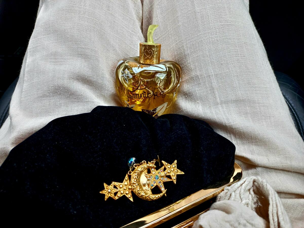 عطر ادکلن فلور دفوندو لولیتا لمپیکا - Fleur Defendue Lolita Lempicka - بررسی، قیمت و خرید